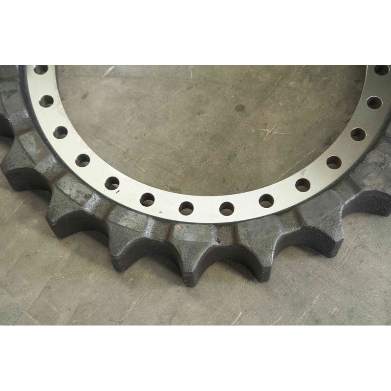 SANY Sprocket 14105157 mounting flange and teeth