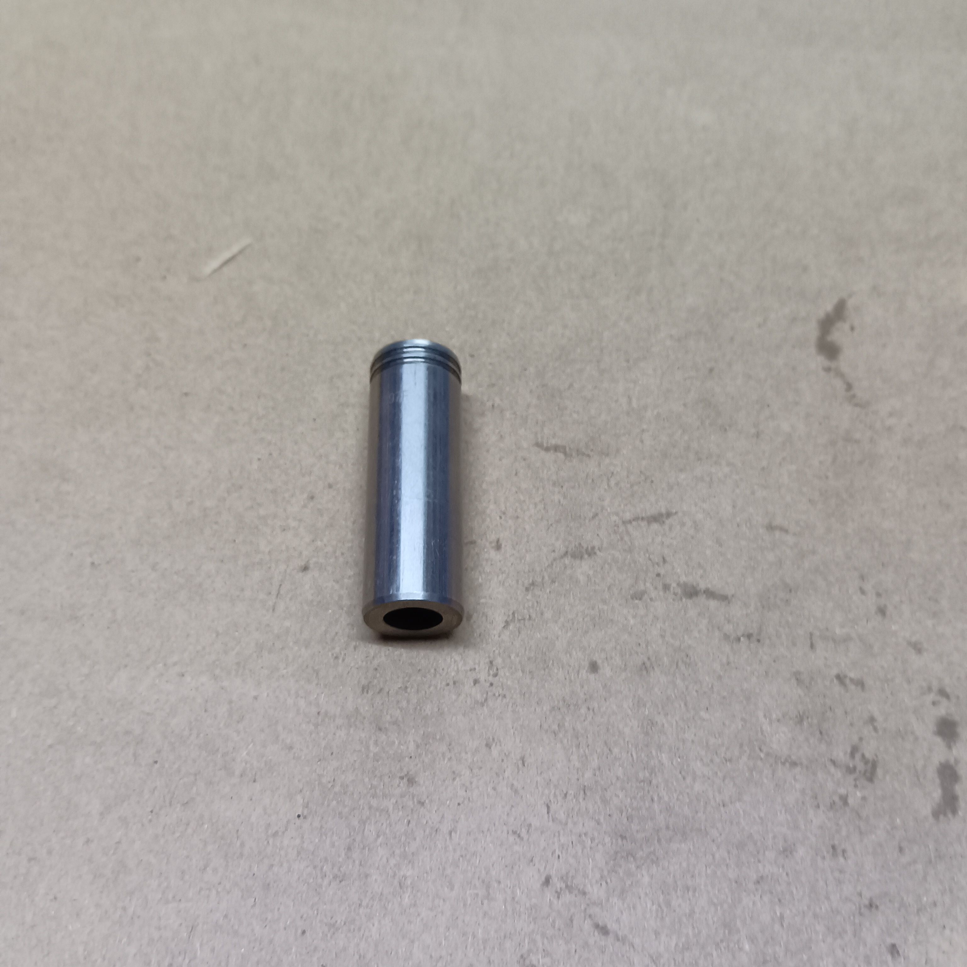 SANY Exhaust Valve Guide 168899000458 side view