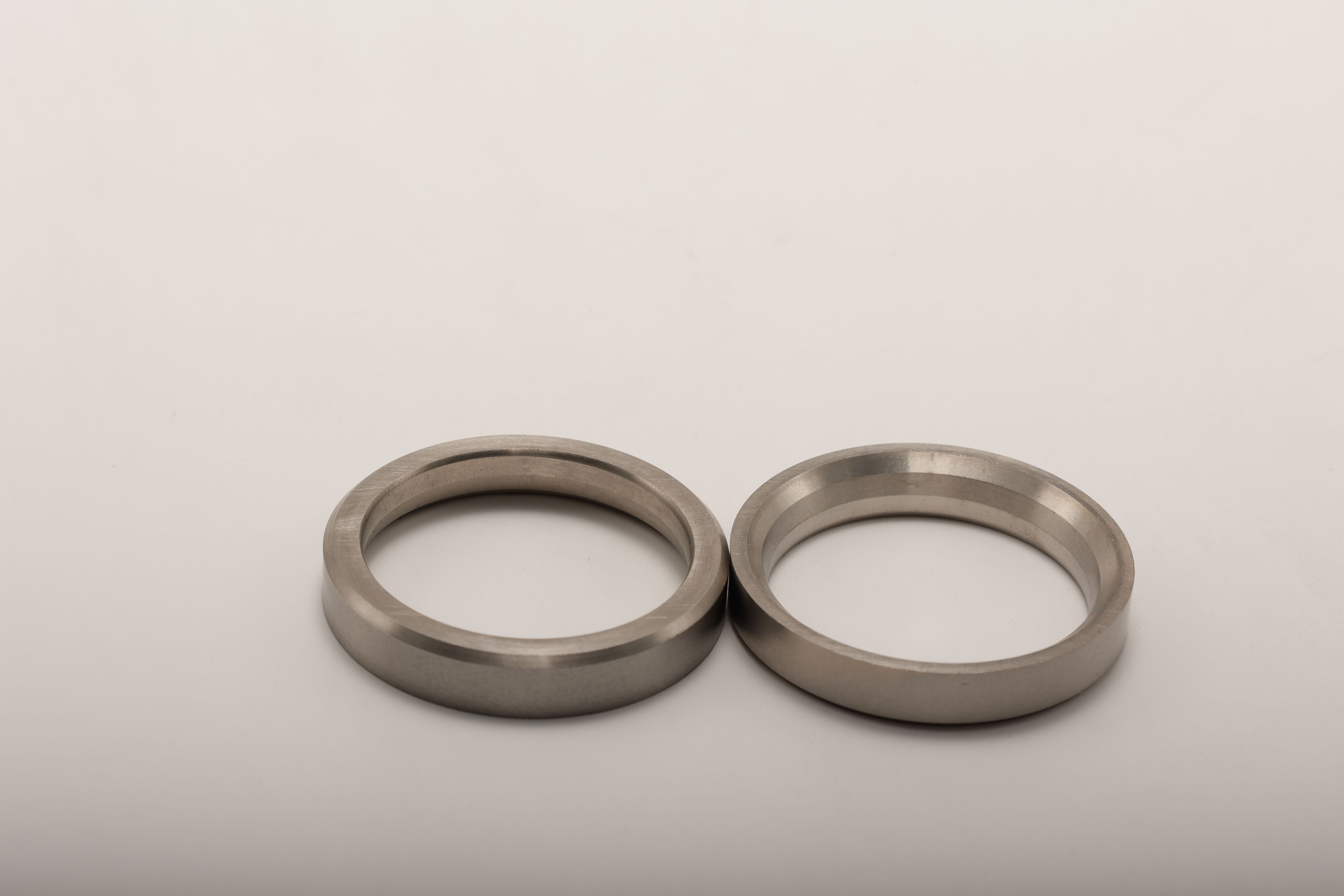 SANY Intake Valve Seat 60289045 mounting detail
