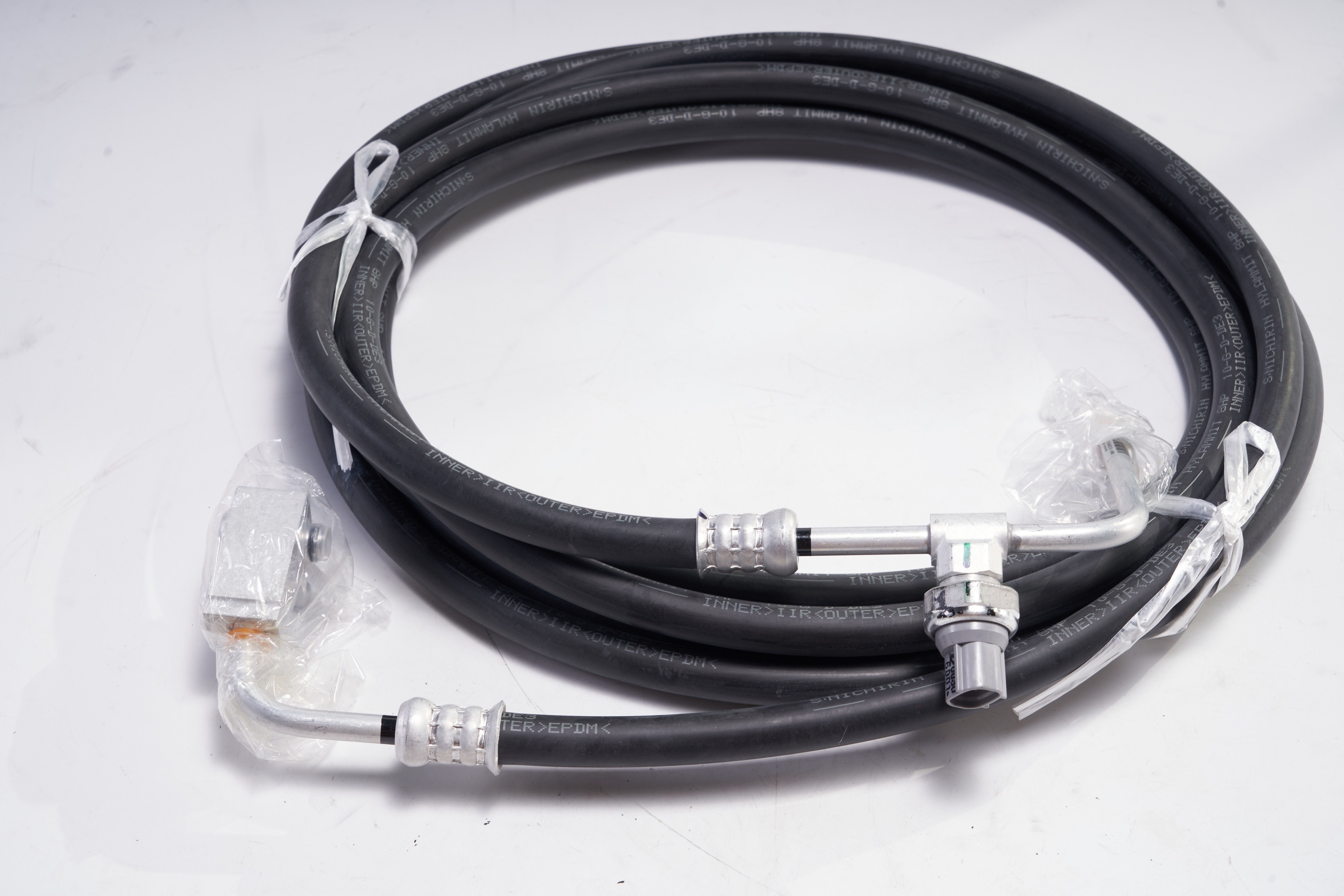 Product Overview of Liquid Hose 60266488