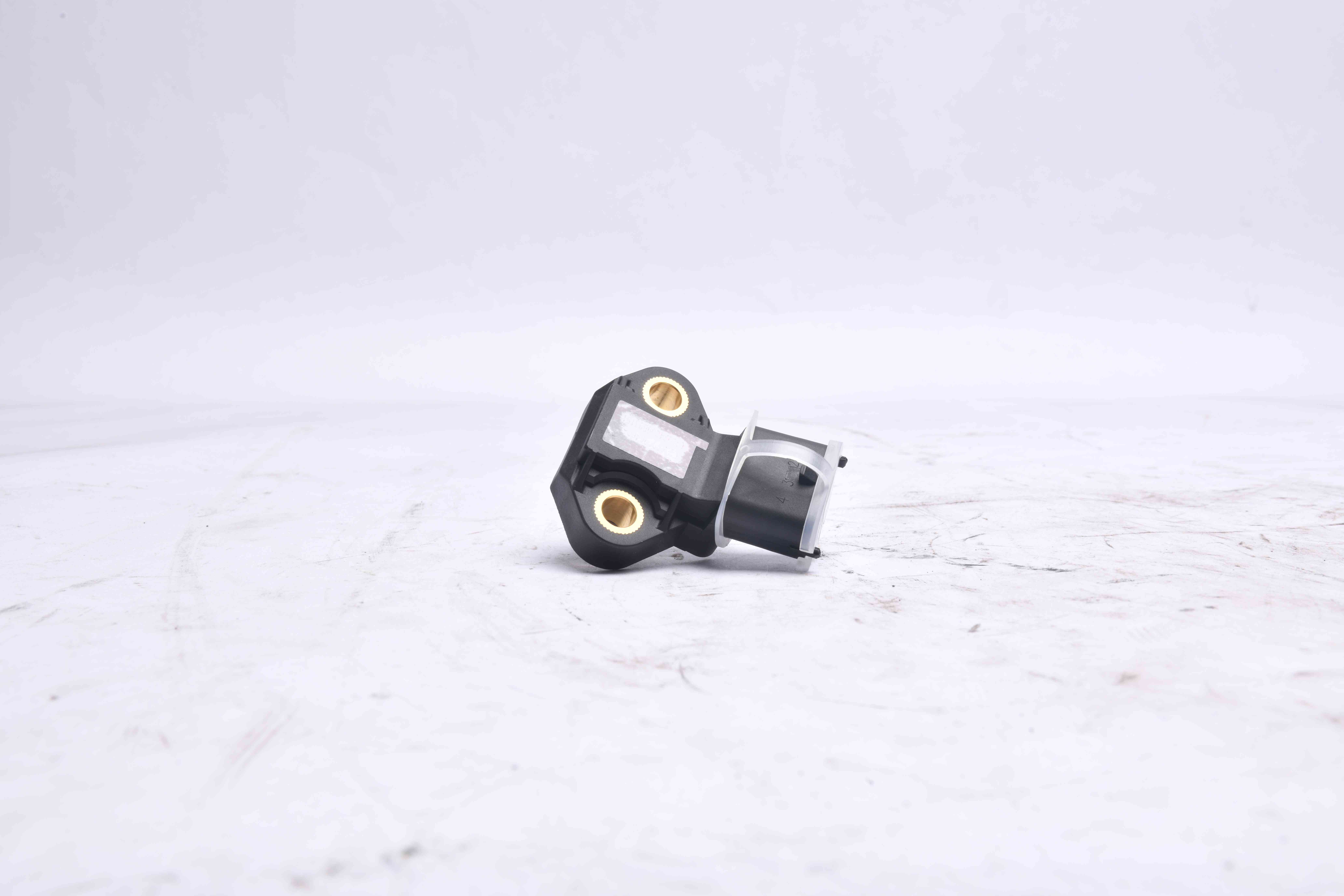 SANY Pressure Temperature Sensor 160101110018A023 reverse side view